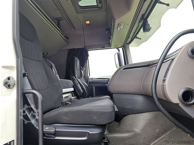 Važiuoklė su kabina DAF XF 480 6x2*4