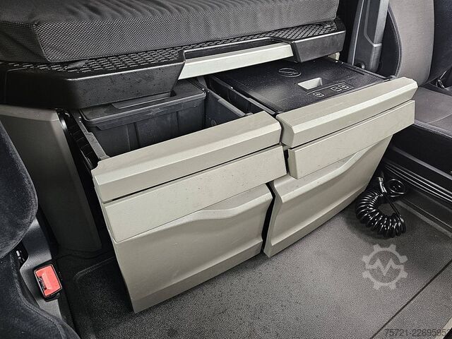 スタンダード-SZM MAN 18.520 TGX