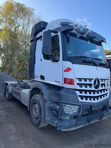 Roll-off tipper truck MERCEDES-BENZ 2545 L/ Meiller Abroller/ Lenkachse