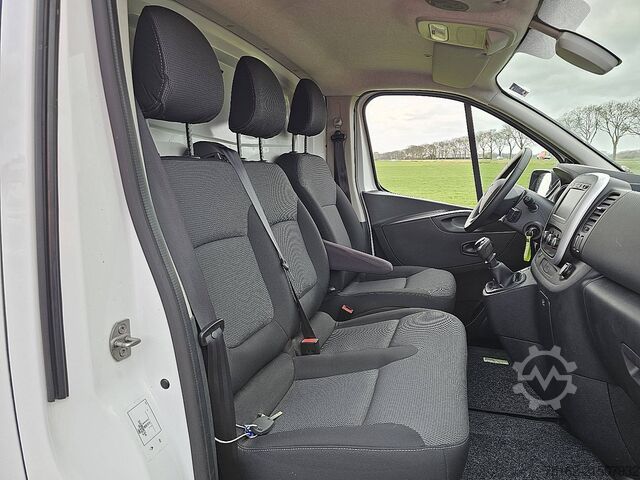  RENAULT TRAFIC 2.0 DCI L2H1 2xZijdeur Navi!
