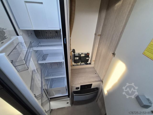 Karavan BÜRSTNER Premio Plus 510 TK SkyLine / Hubbett