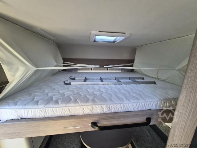Karavan BÜRSTNER Premio Plus 510 TK SkyLine / Hubbett