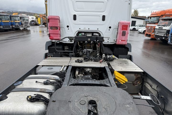 Standartinis vilkikas Mercedes-Benz Antos 1843 4x2 ADR Retarder / Swiss-Vehicle