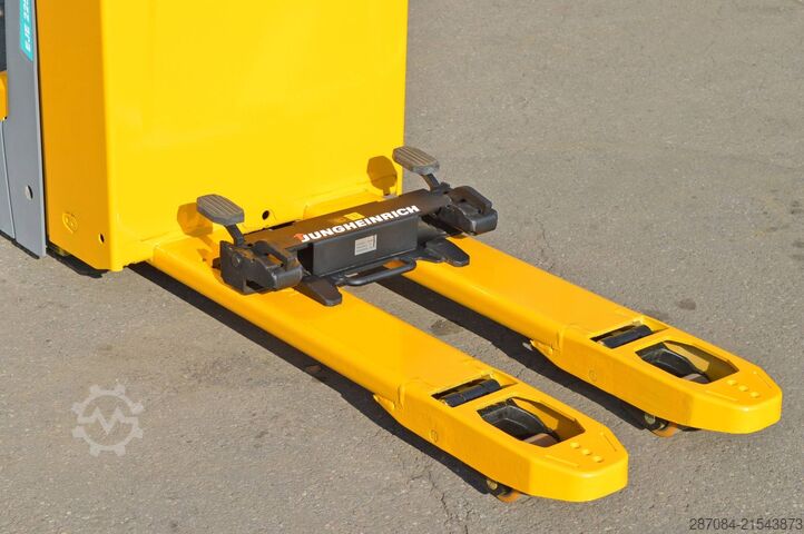 Niederhubwagen Jungheinrich EJE 225