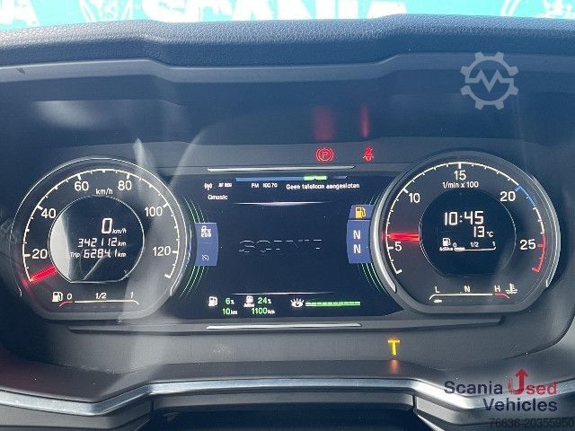 Standardni tegljač Scania R 450 A4x2NA RETARDER LED NAVI PARK AIRCO PTO