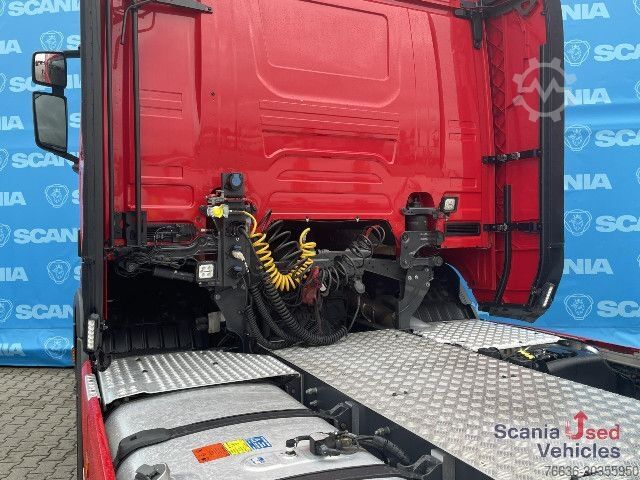 Standardni tegljač Scania R 450 A4x2NA RETARDER LED NAVI PARK AIRCO PTO