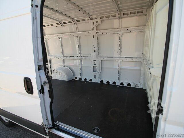 Kombijevsko vozilo Fiat Ducato 35 MJet L4H2 KAMERA+TEMPOMAT+270°TÜR+AHK