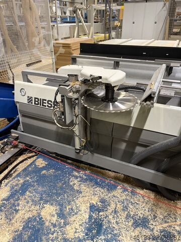 Centru de prelucrare BIESSE Rover C 9,5 conf. 3