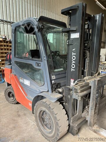 Forklift, gas-powered forklift Toyota Tonero 35