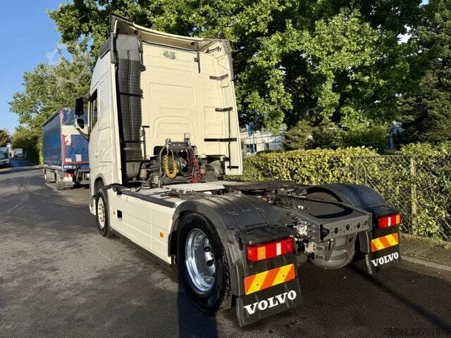 MTS standard Volvo FH 500 Globetrotter / 2 x Tank / Euro6