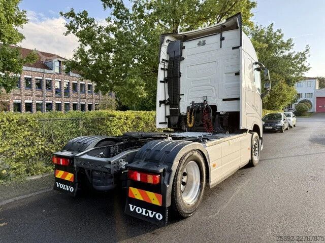 MTS standard Volvo FH 500 Globetrotter / 2 x Tank / Euro6