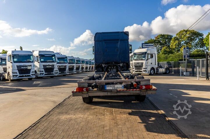 Chassis cab Mercedes-Benz ACTROS 2548