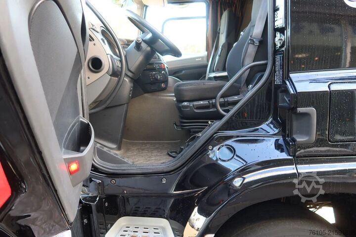 Valixhe DAF CF 410 DAF CF 410 Black Edition Dhollandia klep...