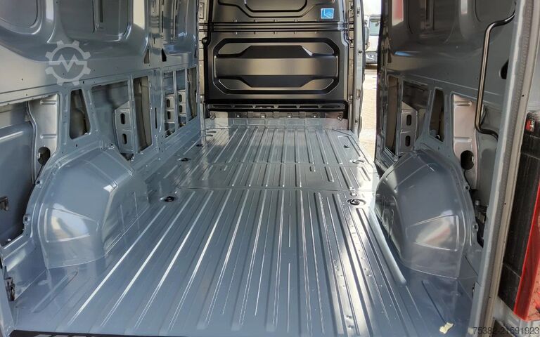 панелен ван Renault Master 170.35  EURO 6  L3H2 GESLOTEN - 610 - UR...