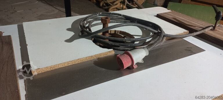 Slipmaskin för profiler LARCON-METAL LIJADORA DE RODILLO