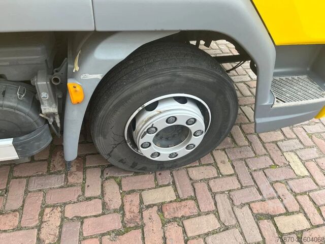 Mala DAF LF 210 FA 12 TN