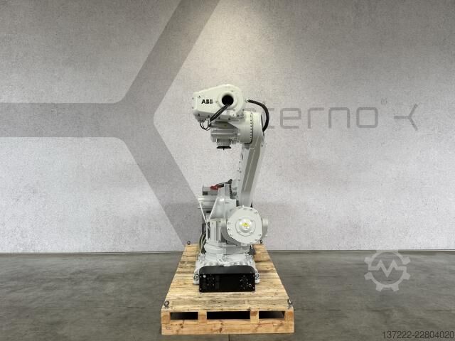 רובוט משופץ עם אחריות לשנה ABB IRB 6700-155/2.85