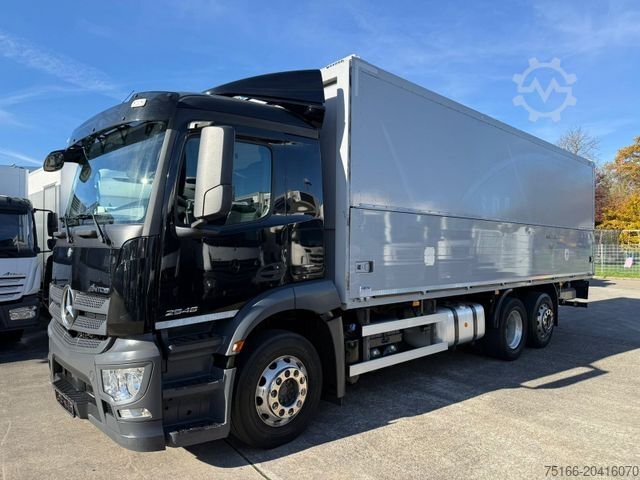 LKW mit Kofferaufbau MERCEDES-BENZ ANTOS 2546 L Getränkekoffer 7,70m LBW 2,5 T*LENK