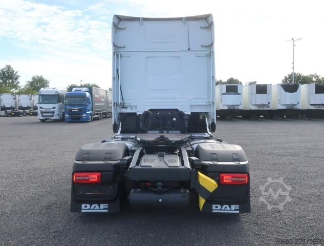 Tractor estándar DAF XG+ 530 Intarder Standklima Navigation Leder