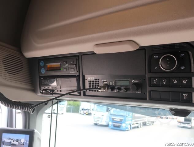 Tractor estándar DAF XG+ 530 Intarder Standklima Navigation Leder