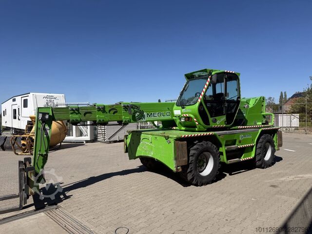 伸缩臂叉装车 Merlo ROTO 45.21