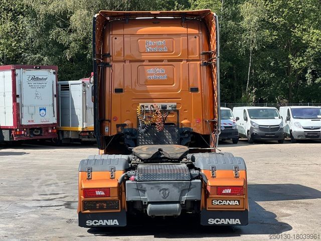 Standard nyergesvontató SCANIA R 620 V8 6x2 Liftachse Boogie Longline