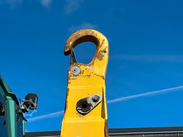 卷臂钩自卸卡车 MAN TGS 35.400 8x4 HIAB-Abrollkipper