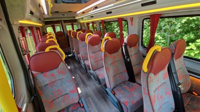 Minibus VOLKSWAGEN 3 x MAN TGE Lagerfahrzeug baugleich Crafter