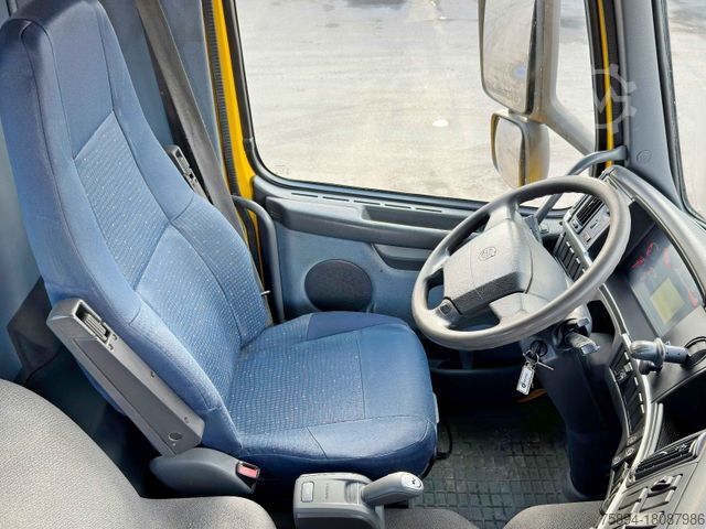 เครนติดตั้งบนรถบรรทุก VOLVO FM 330 Kipper 5,50m*HIAB 122 B -3 DUO*TOPZUSTAND