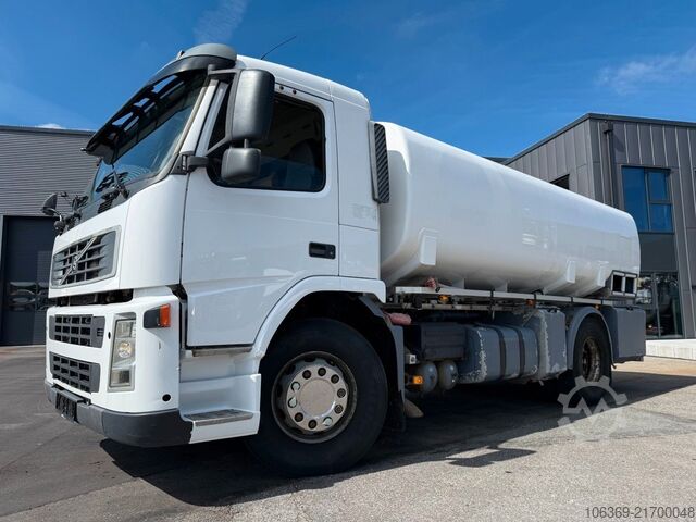 Lori tangki VOLVO FM 9/260 4x2 12.865 L ADR Tanktruck