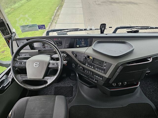  VOLVO FH 460 4x2 I-P-C Spoilers