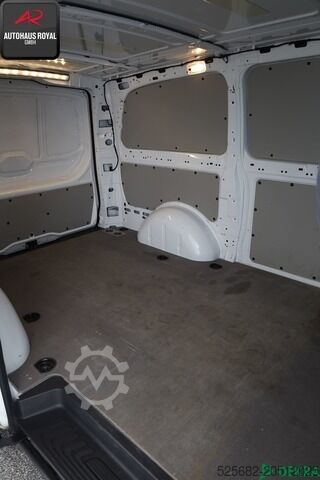 רכב מסחרי סגור mercedes-benz Vito 114 CDI KASTEN LANG LEDILS,NAVI,AHK,KLIMA