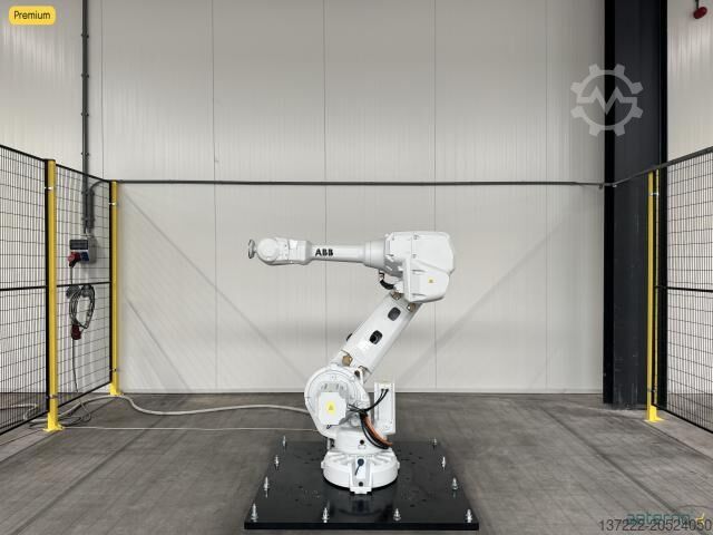 1년 보증이 적용되는 리퍼브 로봇 ABB IRB 4600-45/2.05