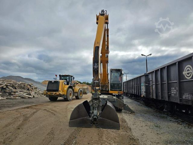 Tekerlekli ekskavatör LIEBHERR A 904-2 C Litronic mit fahrbarer  Kabine, Klima