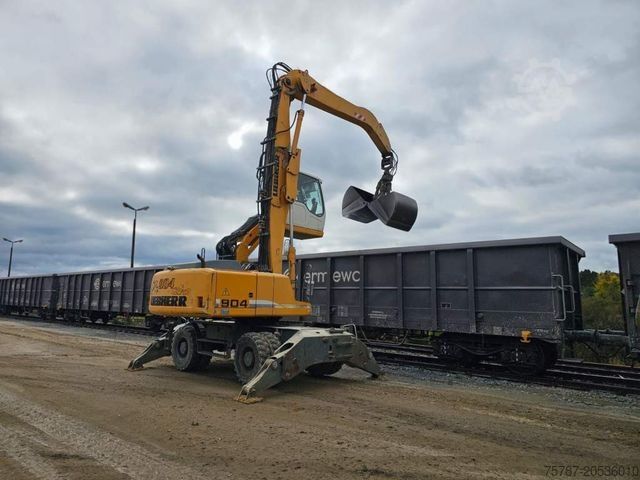 Tekerlekli ekskavatör LIEBHERR A 904-2 C Litronic mit fahrbarer Kabine, Klima