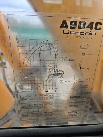 Tekerlekli ekskavatör LIEBHERR A 904-2 C Litronic mit fahrbarer Kabine, Klima