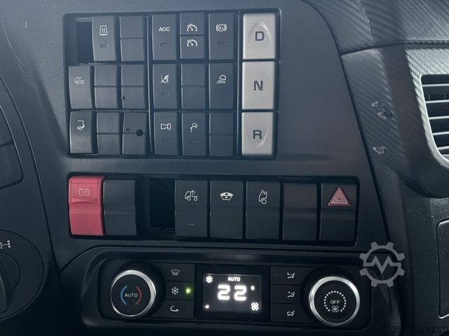 트럭 섀시 IVECO Stralis AD190S31 4,2mRdst Klimaaut. Intander ACC