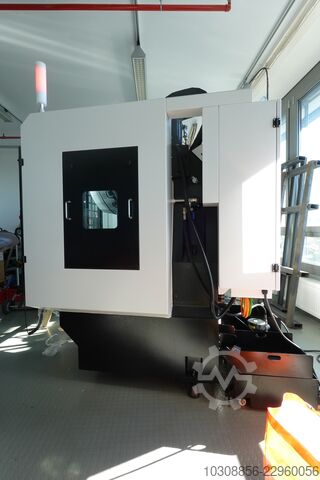 Vertikales Bearbeitungszentrum Syil X5