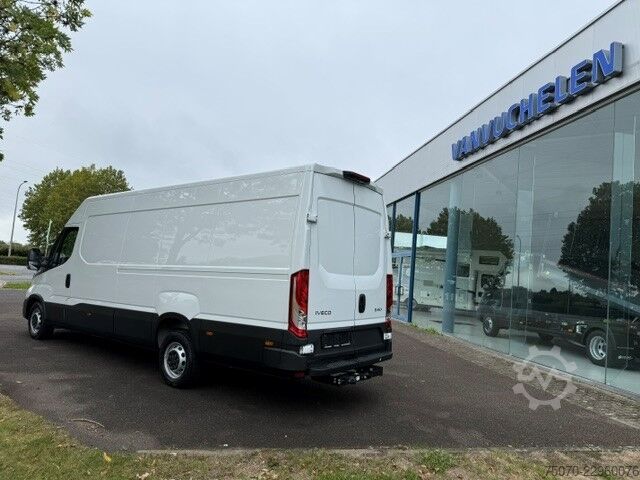 Umpikorja-auto Iveco Daily 35
