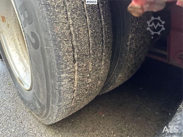 Reboque de plataforma baixa Broshuis 3 AUD-44. Broshuis 3 AUD-44 lowbed trailer.