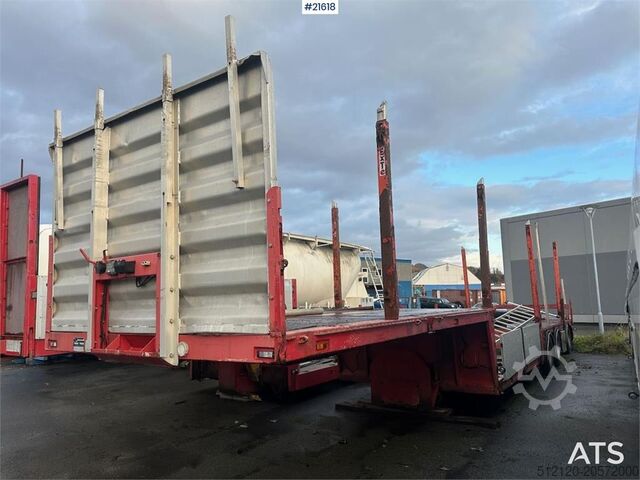 Low loader Vang DC 111 Ts 3 axle well trailer