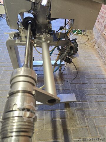 Machine de transformation de la viande TipperTie KDCMA 70