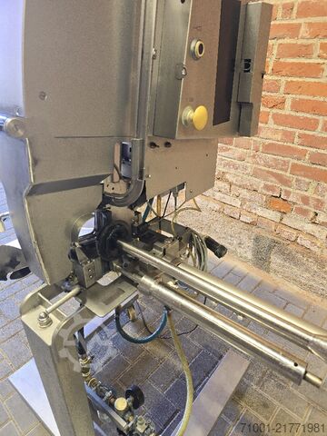 Machine de transformation de la viande TipperTie KDCMA 70