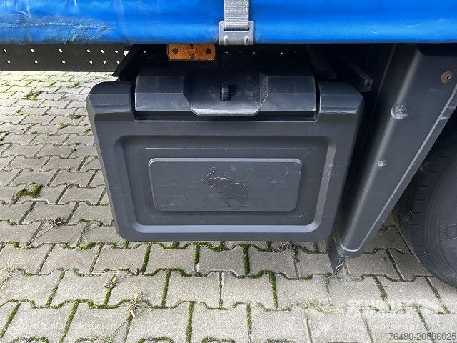 Open semitrailer with tarp Schmitz Cargobull Schiebeplane Mega