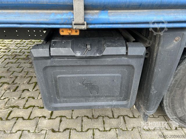 Open semitrailer with tarp Schmitz Cargobull Schiebeplane Mega