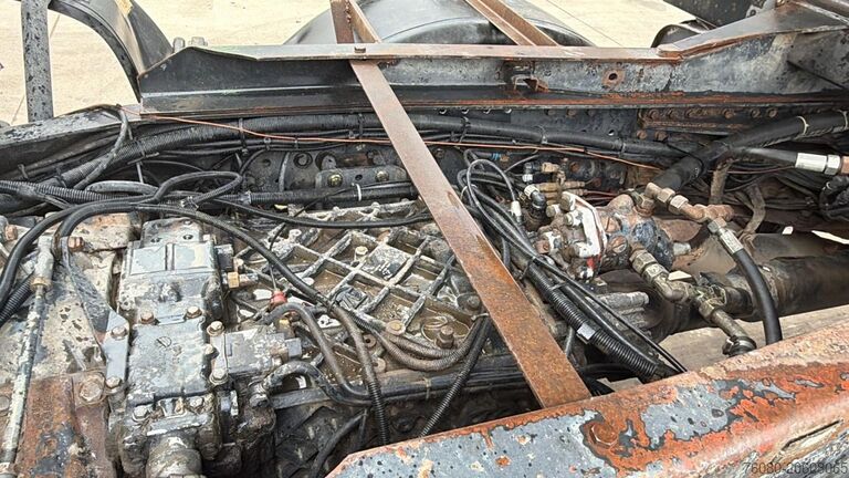 รถดั๊มพ์ 3 ทาง MAN 35.402 (8X8 / BIG AXLES / GRAND PONT / LAMES / ...