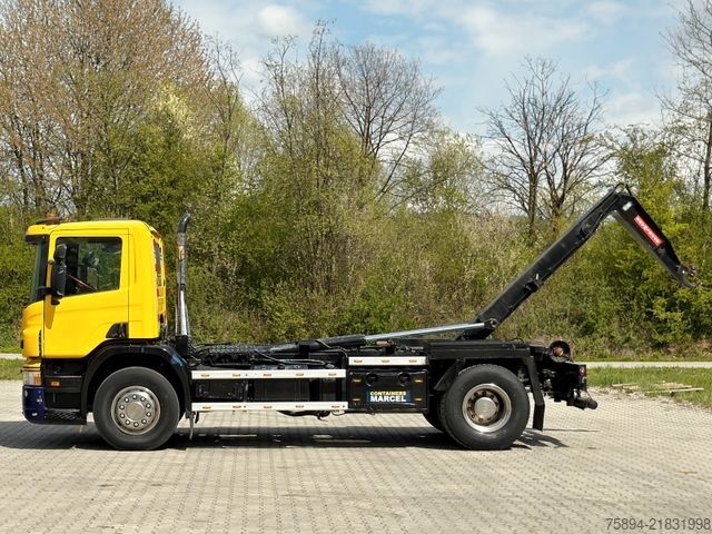 Camion benne à bras amovible SCANIA P 230 Abrollkipper * 4x2 * Top Zustand !