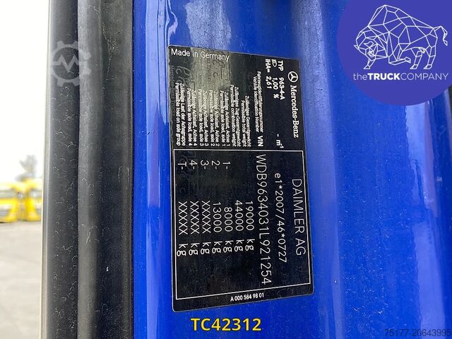 Tehlikeli maddeler Mercedes-Benz Actros 1845