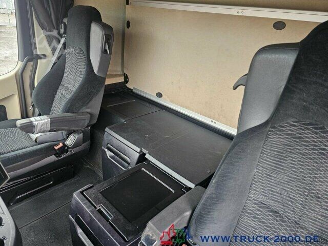 Автомобиль с заменяемым кузовом Mercedes-Benz Actros 2536 6x2 Volumen 2 Betten + Retarder BDF