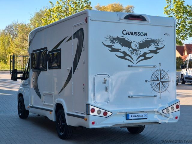Pusiau integruotas kemperis CHAUSSON 650 VIP *Hubbett*Smart-TV*Luftfeder*Navi*Solar